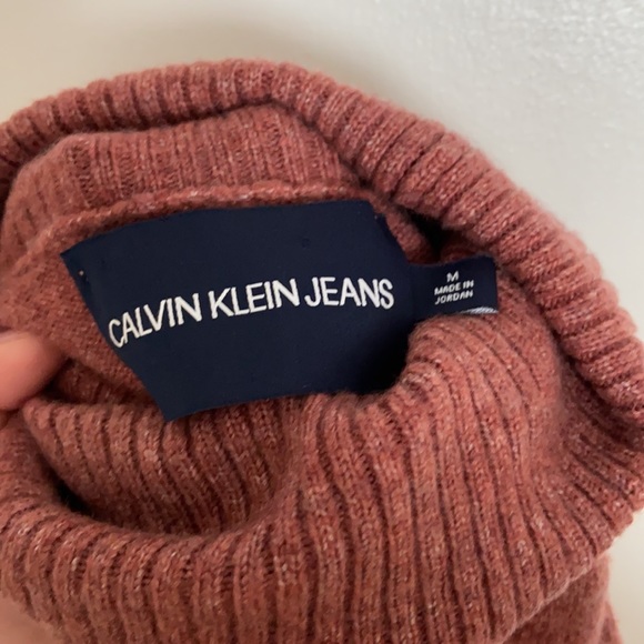 Calvin Klein turtleneck sweater - Picture 2 of 2